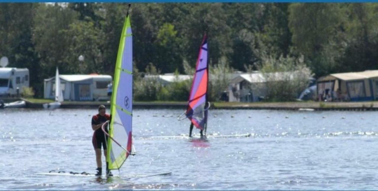 Kajuit423 6Pers 5Sterren Vakantiepark Bergumermeer Aan Het Water In Friesland Met Zwembad Villa Suameer Kültér fotó