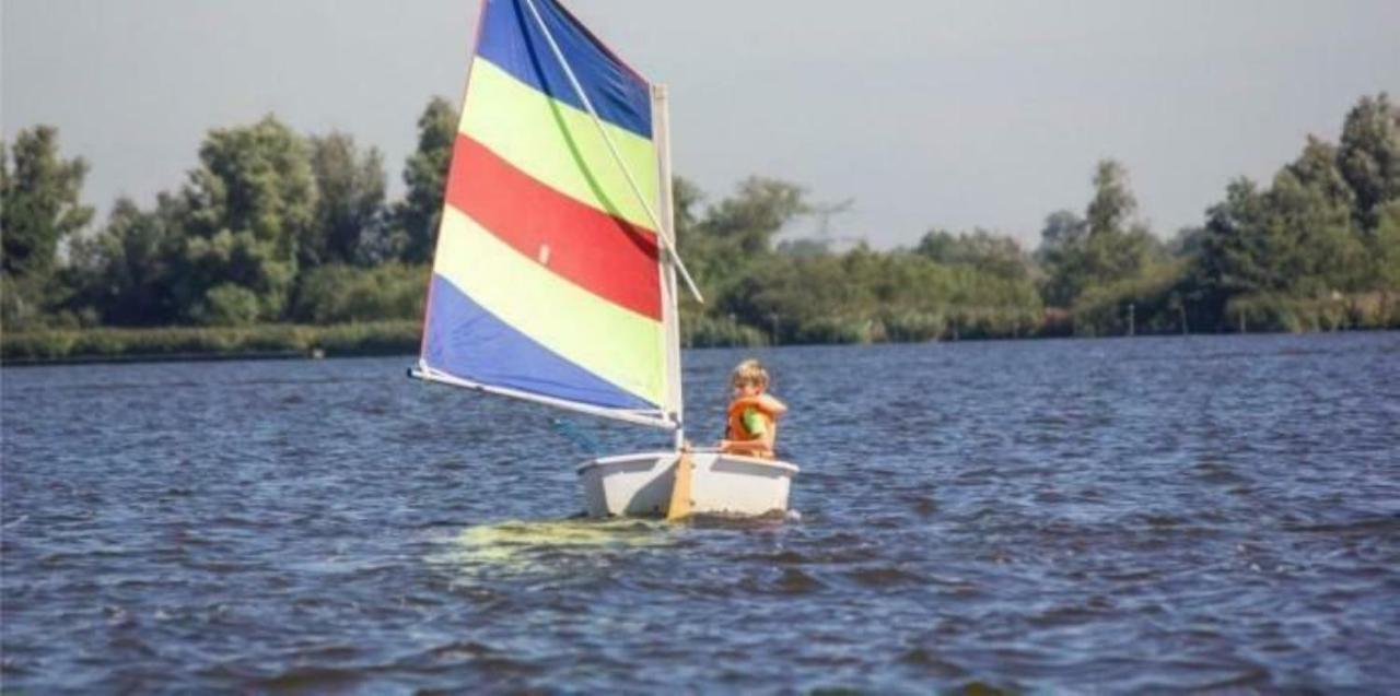 Kajuit423 6Pers 5Sterren Vakantiepark Bergumermeer Aan Het Water In Friesland Met Zwembad Villa Suameer Kültér fotó